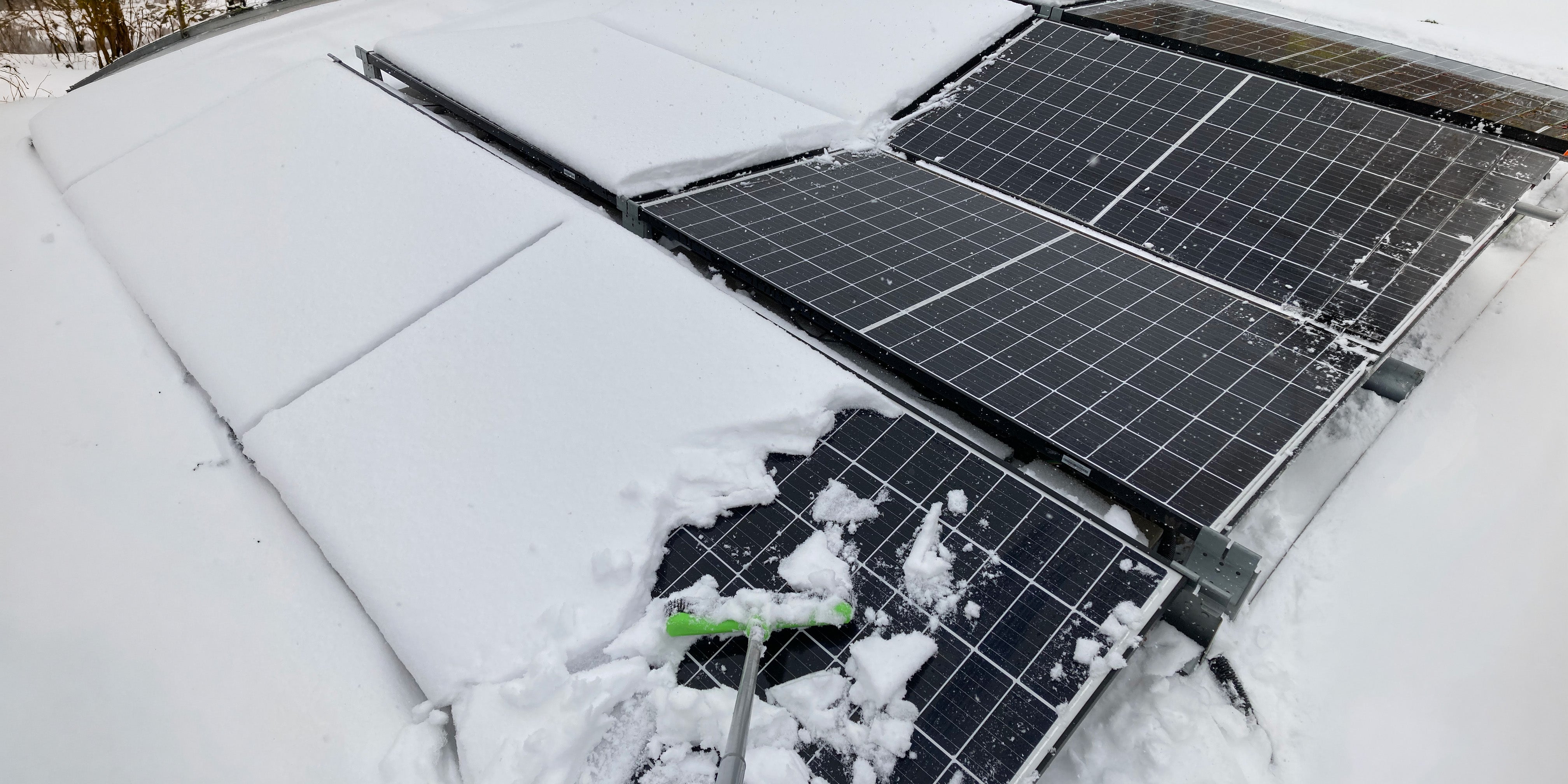 Winter Solar Charging: Maximize Your Panel Efficiency